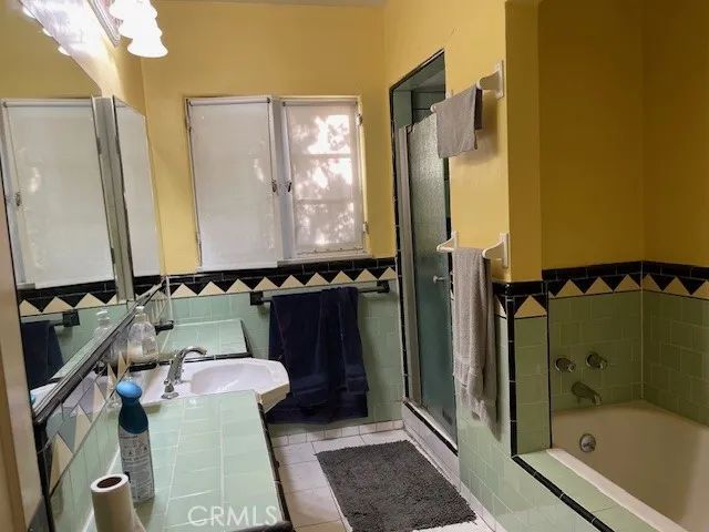 6709 Vesper, Van Nuys, CA 91405