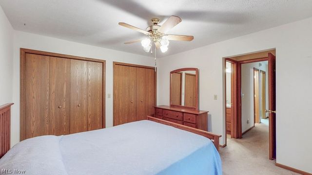 249 W Heatherwood Drive, Barberton, OH 44203
