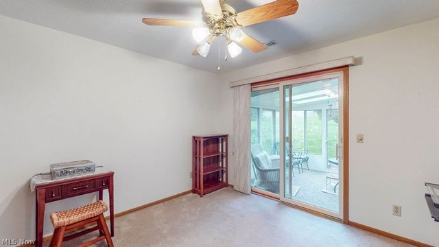 249 W Heatherwood Drive, Barberton, OH 44203