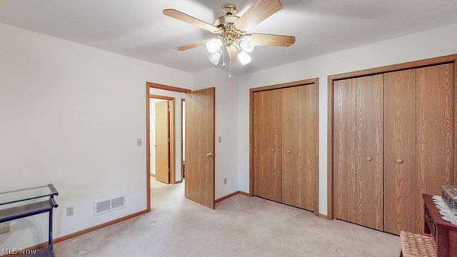 249 W Heatherwood Drive, Barberton, OH 44203