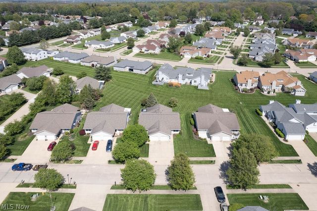 249 W Heatherwood Drive, Barberton, OH 44203