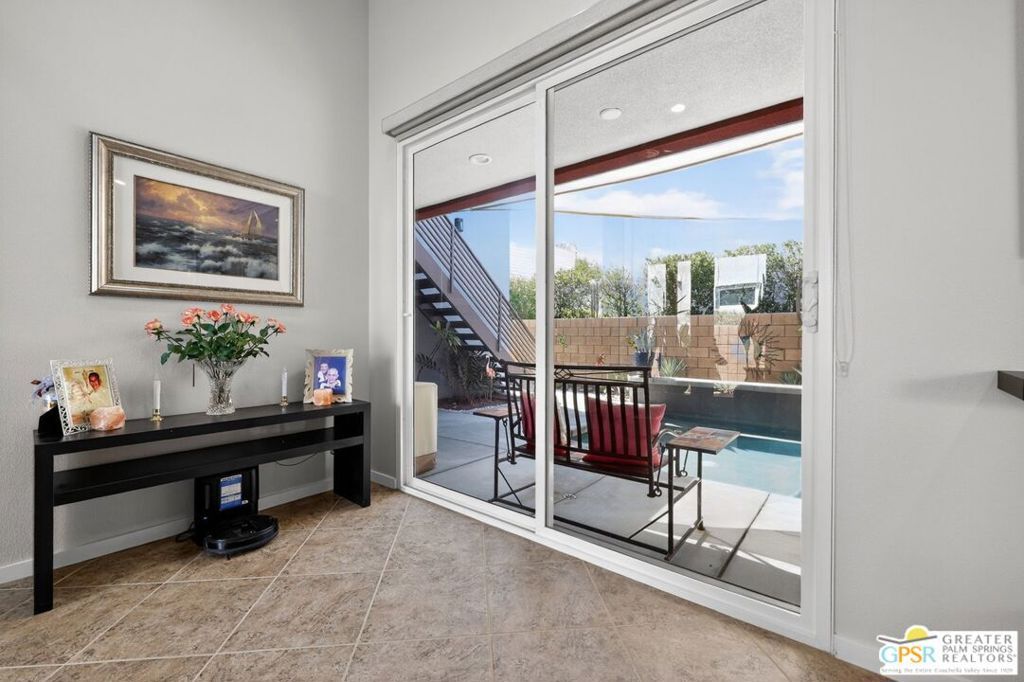Image 13 of property listing at 4935 Geary Way, Palm Springs, CA 92262