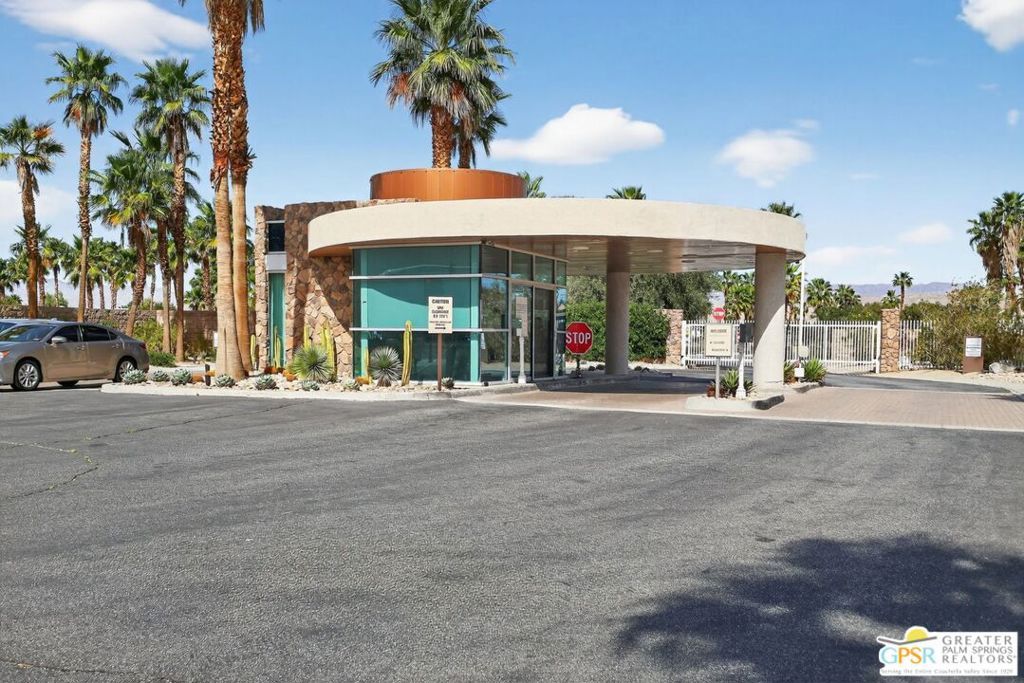 Image 53 of property listing at 4935 Geary Way, Palm Springs, CA 92262