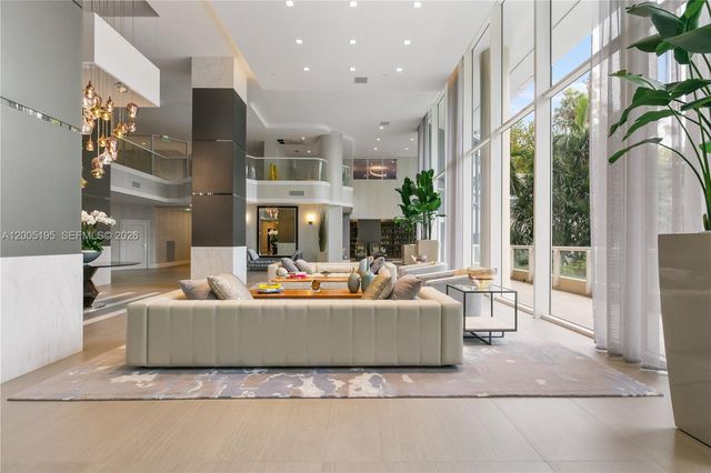 21150 Point Place LPH 2902, Aventura, FL 33180