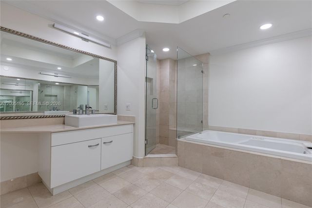 21150 Point Place LPH 2902, Aventura, FL 33180