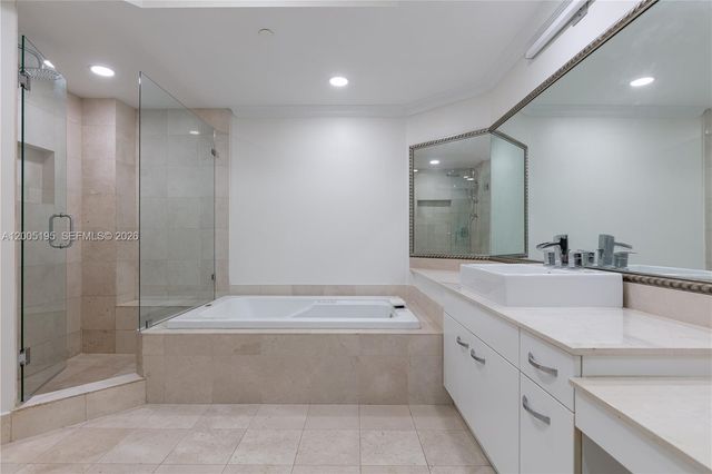 21150 Point Place LPH 2902, Aventura, FL 33180