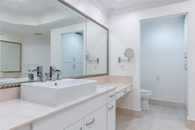 21150 Point Place LPH 2902, Aventura, FL 33180