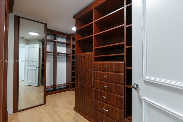 21150 Point Place LPH 2902, Aventura, FL 33180