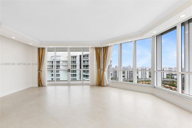 21150 Point Place LPH 2902, Aventura, FL 33180
