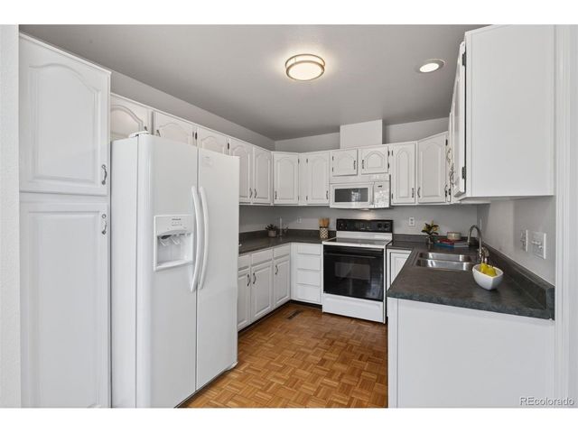 1615 S Syracuse St, Denver, CO 80231