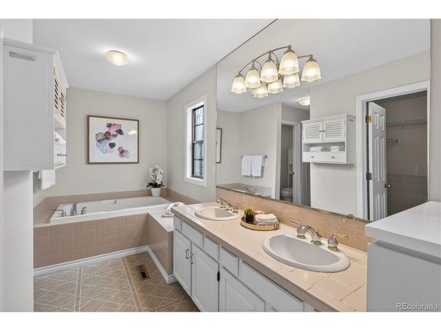 1615 S Syracuse St, Denver, CO 80231