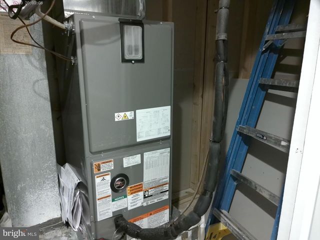 9410 DASHIA DR, Fort Washington, MD 20744