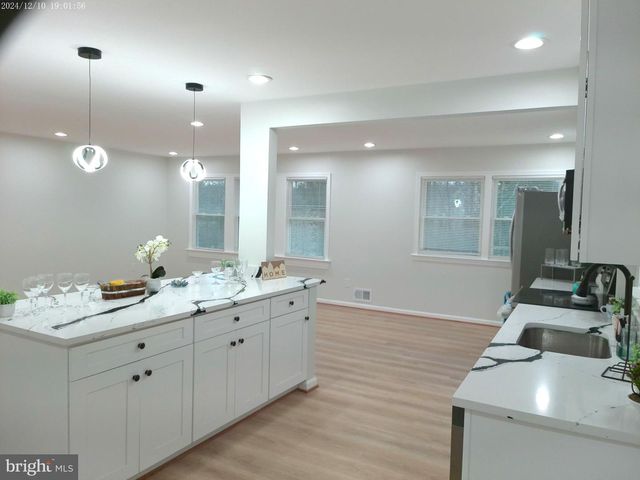 9410 DASHIA DR, Fort Washington, MD 20744