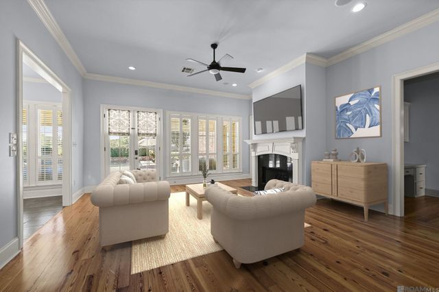 2444 S Turnberry Dr, Zachary, LA 70791