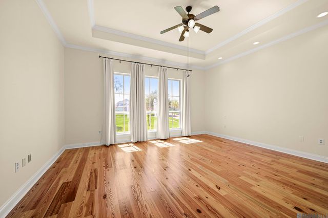 2444 S Turnberry Dr, Zachary, LA 70791