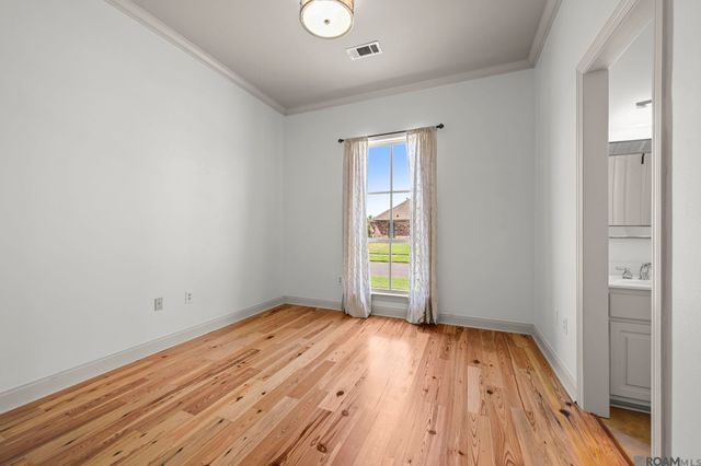 2444 S Turnberry Dr, Zachary, LA 70791