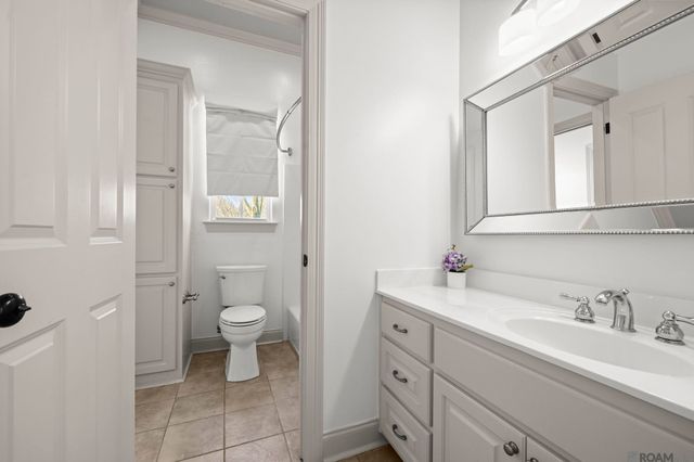 2444 S Turnberry Dr, Zachary, LA 70791