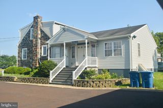 940 S WEST END BOULEVARD, Quakertown, PA 18951