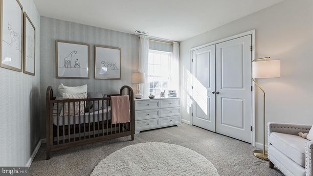 550 TROLLEY LN, Sellersville, PA 18960