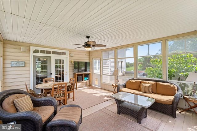 38087 HIGHLAND FARM PL, Purcellville, VA 20132