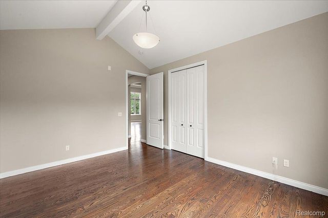 6332 Shadydale Drive, Shelby Charter Township, MI 48316