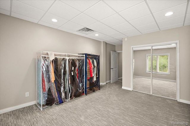 6332 Shadydale Drive, Shelby Charter Township, MI 48316