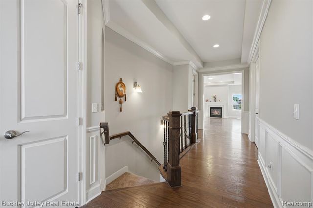 24355 Pinnacle Circle, South Lyon, MI 48178