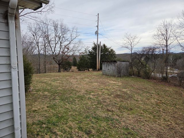 1240 Stacy Lane Road, Irvine, KY 40336