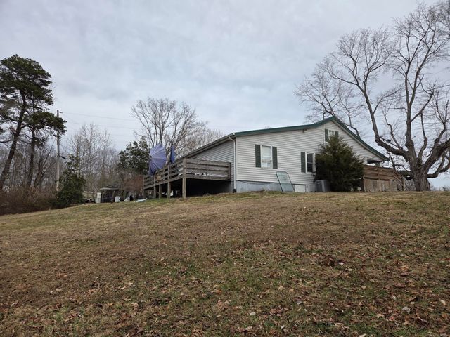 1240 Stacy Lane Road, Irvine, KY 40336