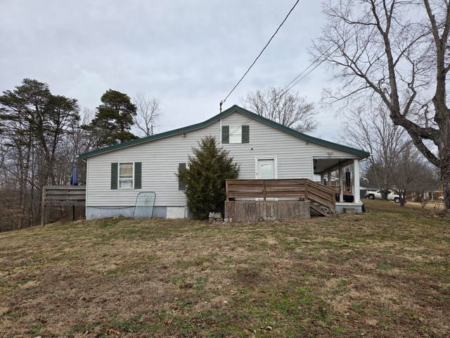 1240 Stacy Lane Road, Irvine, KY 40336