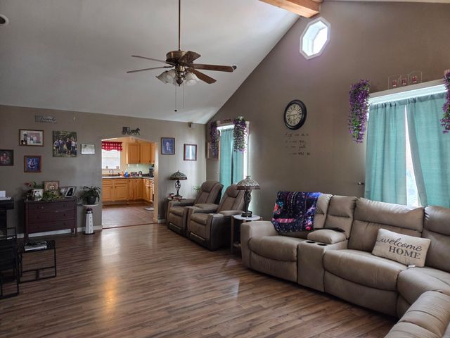 1240 Stacy Lane Road, Irvine, KY 40336