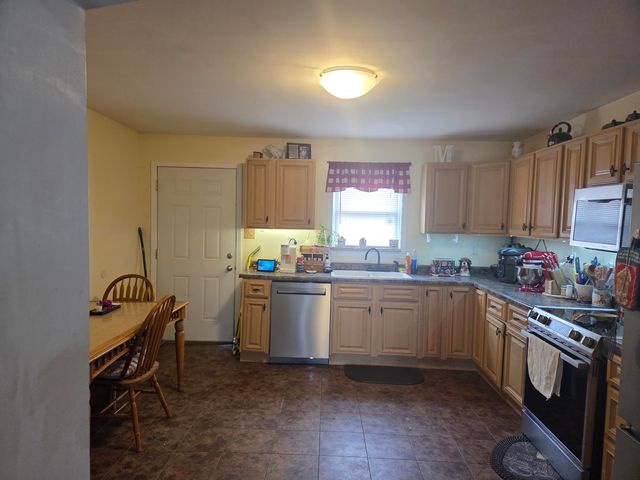 1240 Stacy Lane Road, Irvine, KY 40336