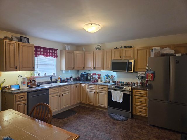 1240 Stacy Lane Road, Irvine, KY 40336