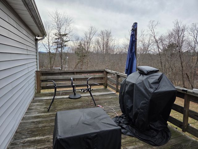 1240 Stacy Lane Road, Irvine, KY 40336