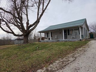 1240 Stacy Lane Road, Irvine, KY 40336
