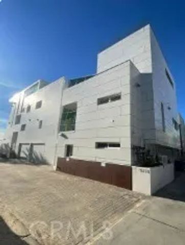 5111 Ocean Front Walk 4, Marina Del Rey, CA 90292