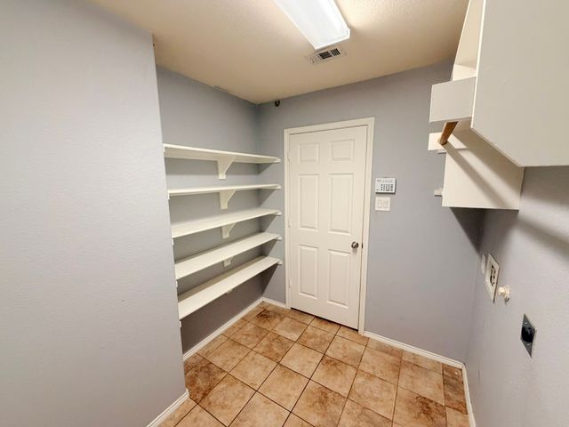 8304 Orchard Creek Road, Fort Worth, TX 76123