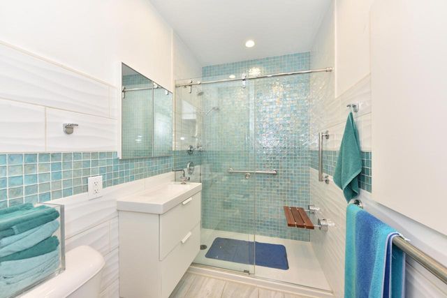 3567 N Murray AVENUE, Shorewood, WI 53211