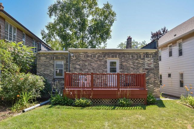 3567 N Murray AVENUE, Shorewood, WI 53211
