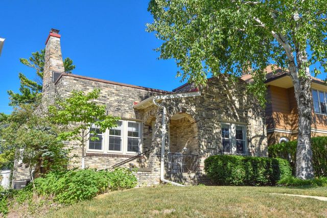 3567 N Murray AVENUE, Shorewood, WI 53211