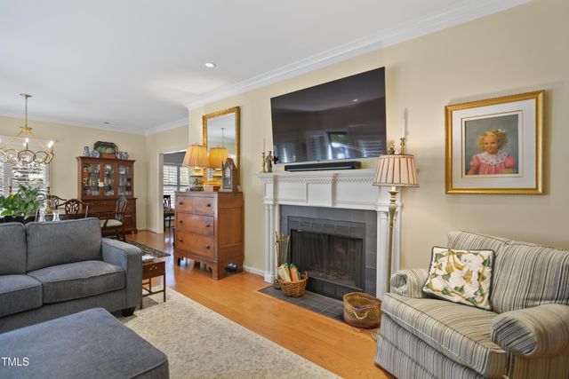 741 Bishops Park Drive 105, Raleigh, NC 27605