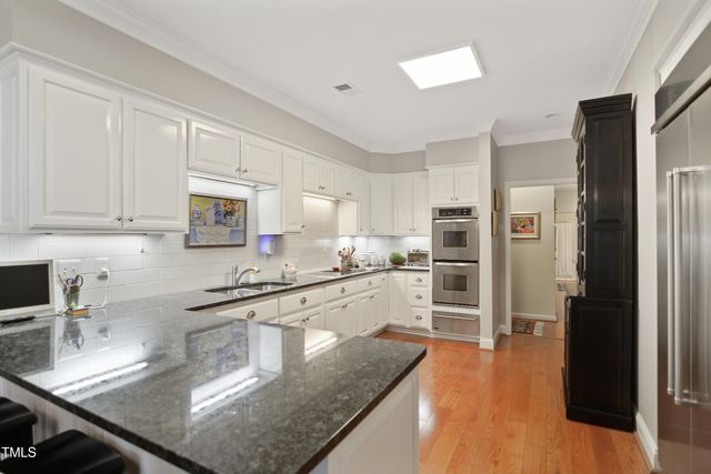 741 Bishops Park Drive 105, Raleigh, NC 27605