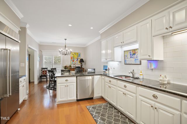 741 Bishops Park Drive 105, Raleigh, NC 27605