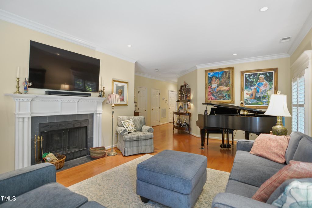 741 Bishops Park Drive 105, Raleigh, NC 27605