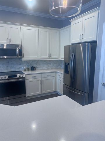 5915 PRINTERY STREET, Tampa, FL 33616