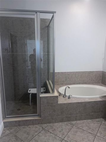 5915 PRINTERY STREET, Tampa, FL 33616