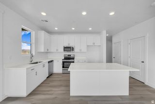 5599 S CARNELIAN PKWY #208, St. George, UT 84790