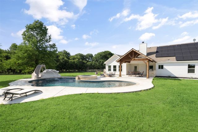 9390 Lakeridge Drive, Princeton, TX 75407