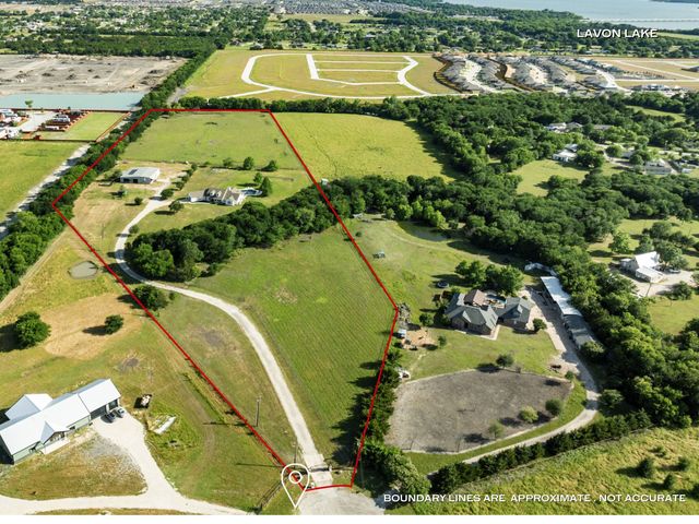 9390 Lakeridge Drive, Princeton, TX 75407