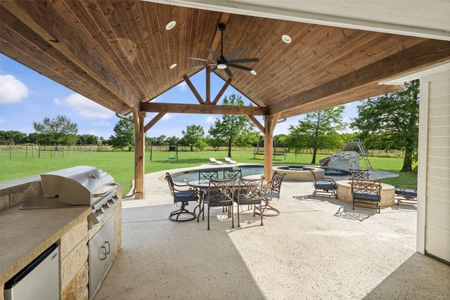 9390 Lakeridge Drive, Princeton, TX 75407